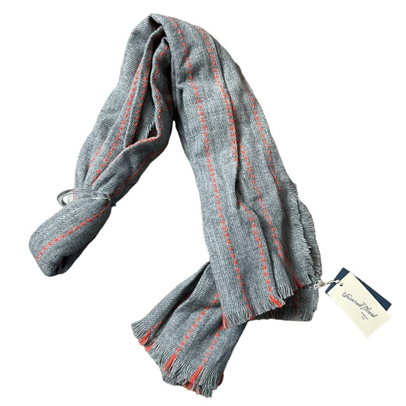 Universal Thread Women's Gray Striped Oblong Scarf - NWT - Picture 2 of 6